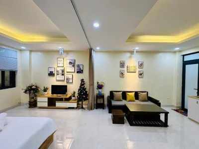 Vietnam Travelers Home 1 with Private Balcony – Photos 4