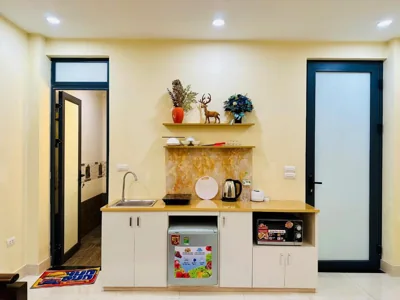 Vietnam Travelers Home 1 with Private Balcony – Photos 14